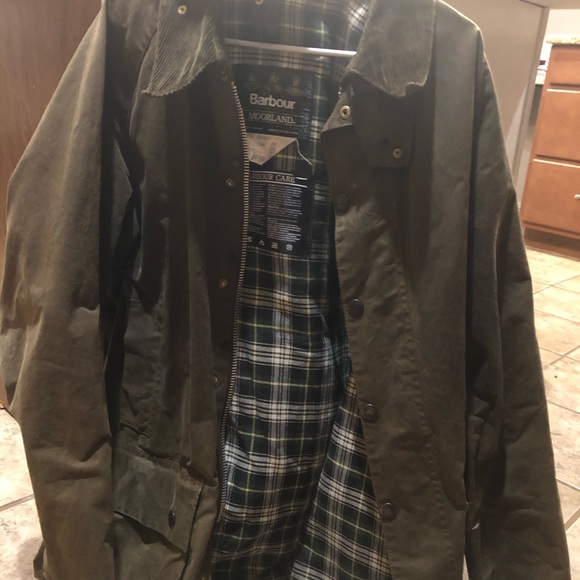 Barbour Jacket. Beaufort Green Men. Medium